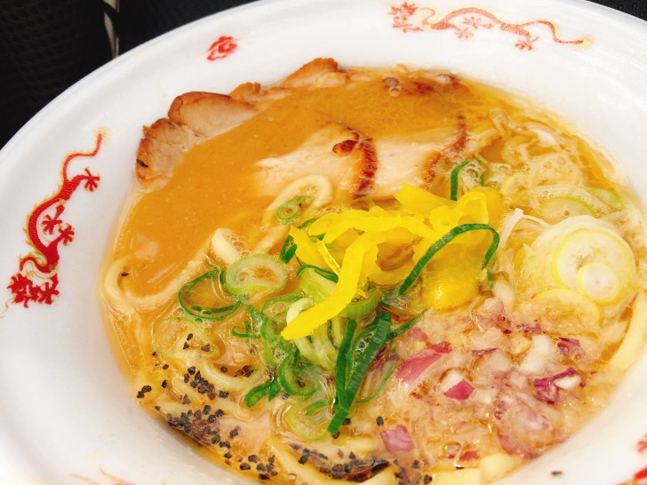 濃厚鶏白湯味噌~炙り焼豚盛り~