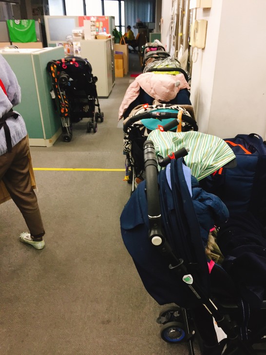 ベビーカー 預ける