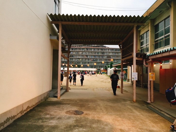 新東三国小学校