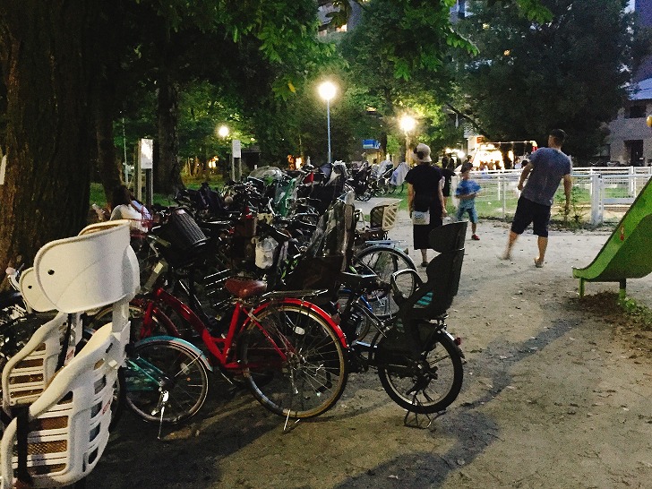 三国本町公園 駐輪場