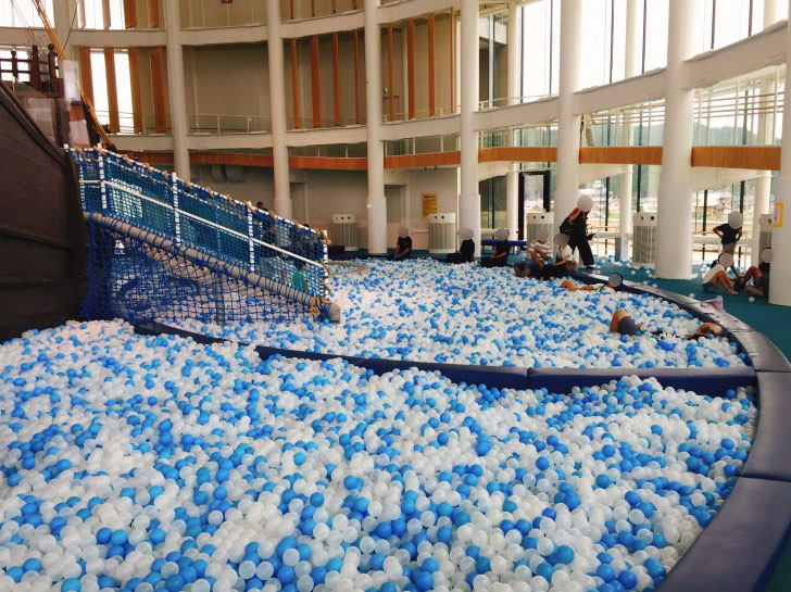 ボールプール
